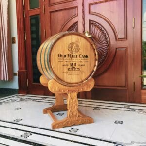 Thùng Rượu Gỗ Sồi