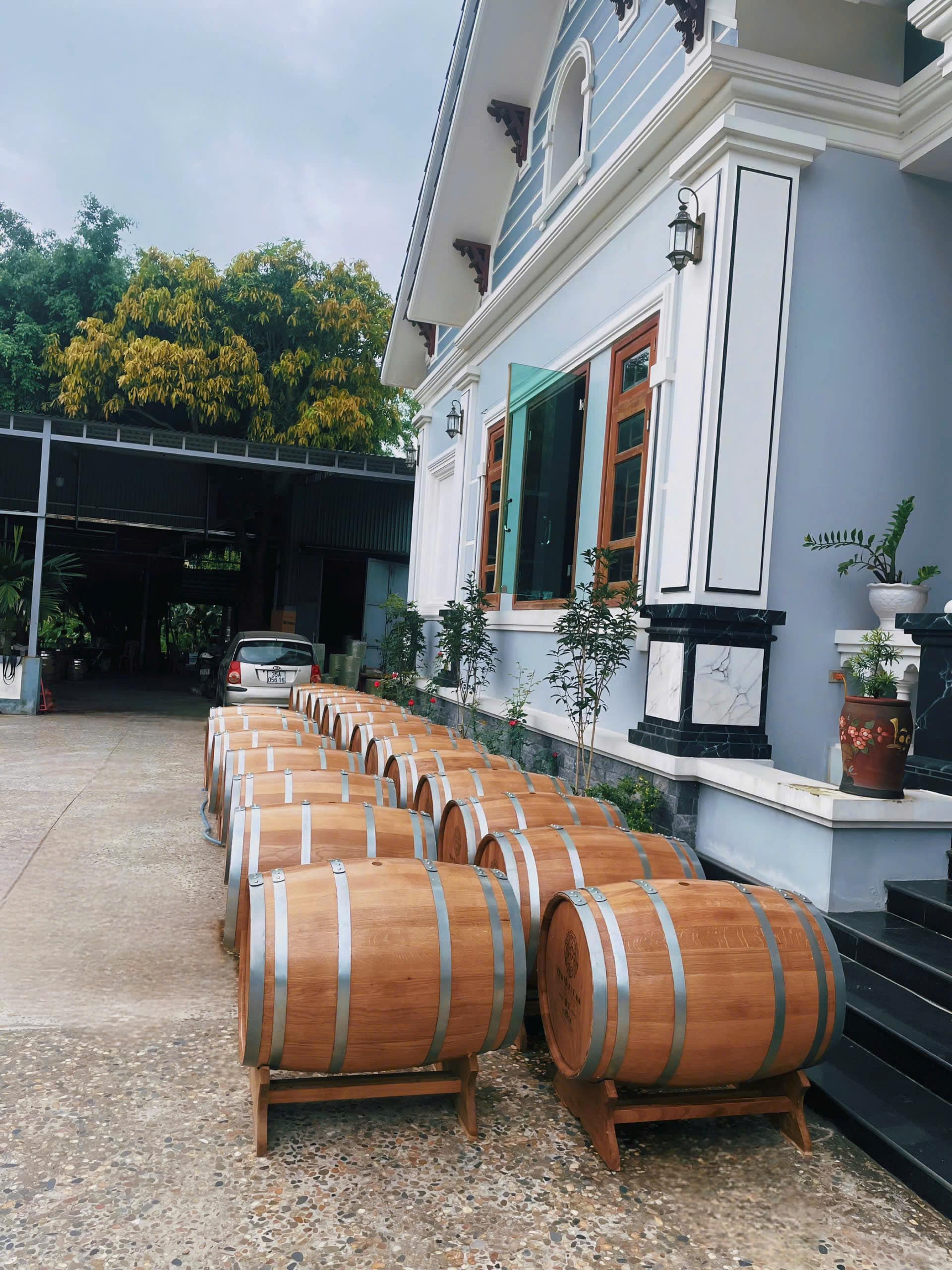 Thùng Rượu Gỗ Sồi 200L